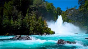 Huilo Waterfall River 4k