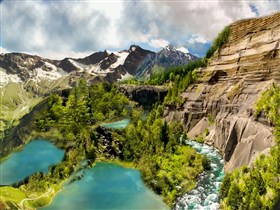 Ridge_Canyon_River