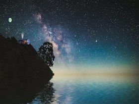 Cosmos_Night