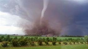 TWISTER !!!