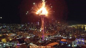Space_Needle_Fireworks